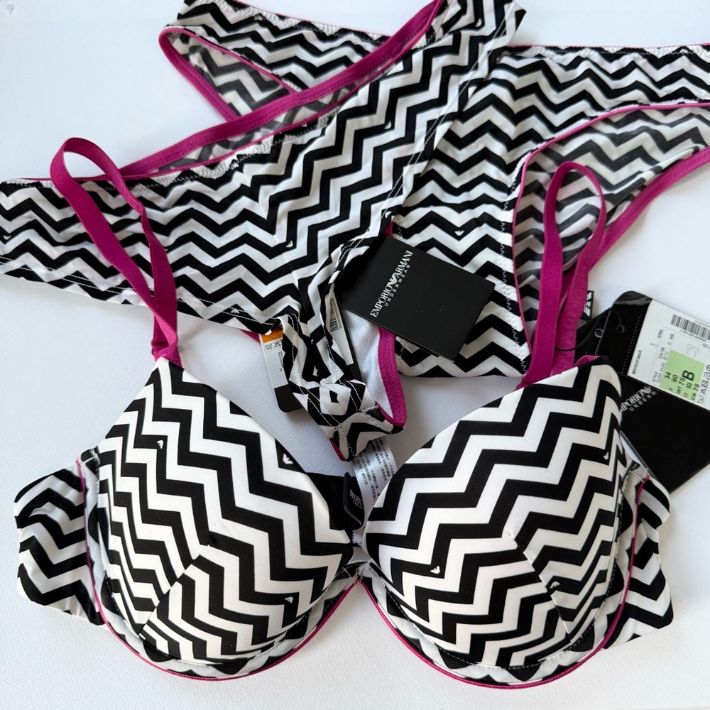 Emporio Armani SET (1 BRA, 1 Thong, 1 bikini Panty) New! Bra size 34B, panties S